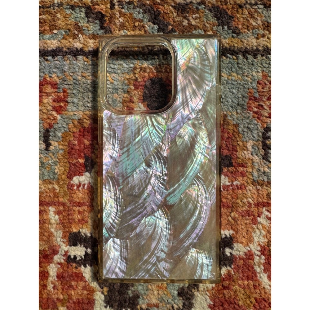FLAUNT Square Mother Of Pearl Case iPhone 15 Pro
